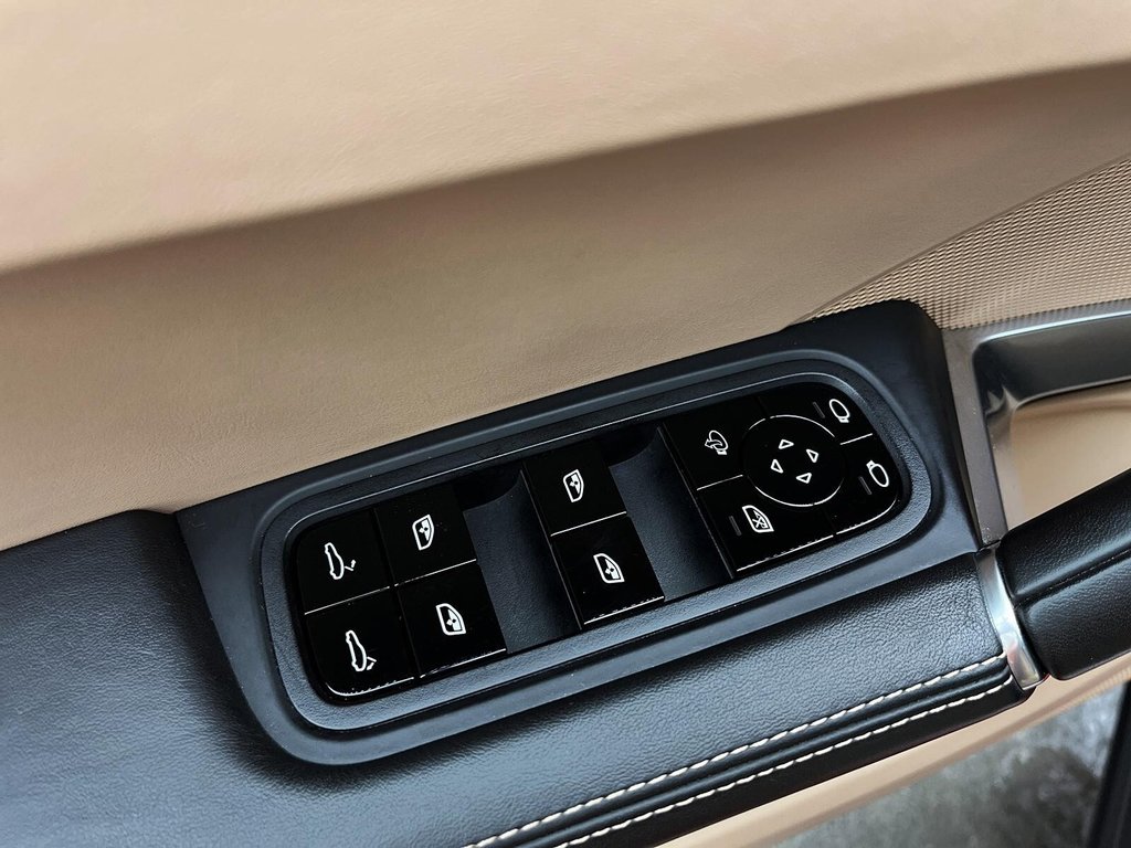Porsche Cayenne Turbo Coupe  Premium Plus Package 2021 à Laval, Québec - 17 - w1024h768px