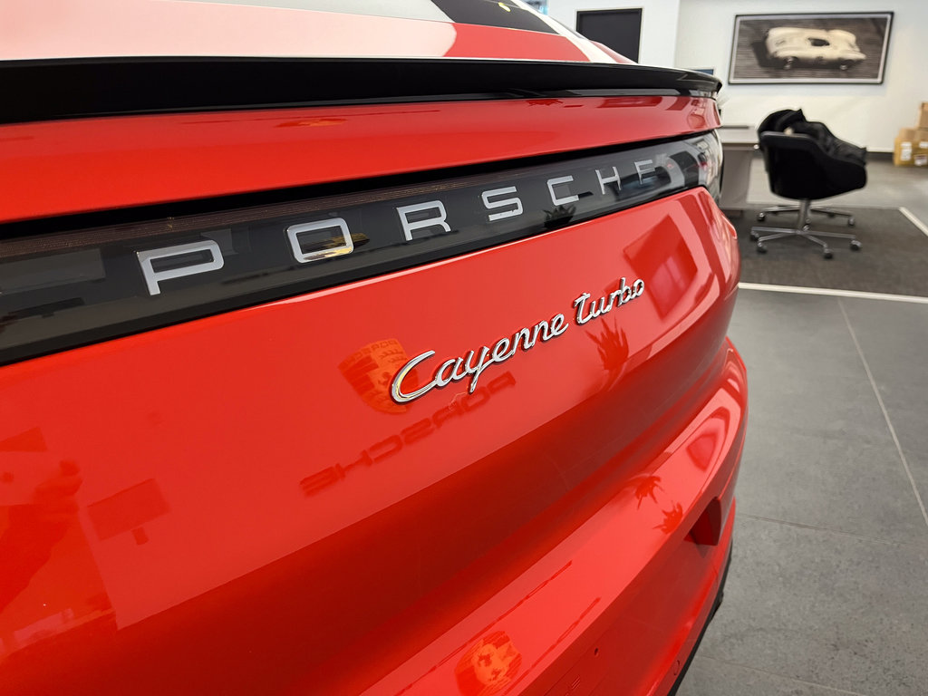 Porsche Cayenne Turbo Coupe  Premium Plus Package 2021 à Laval, Québec - 39 - w1024h768px