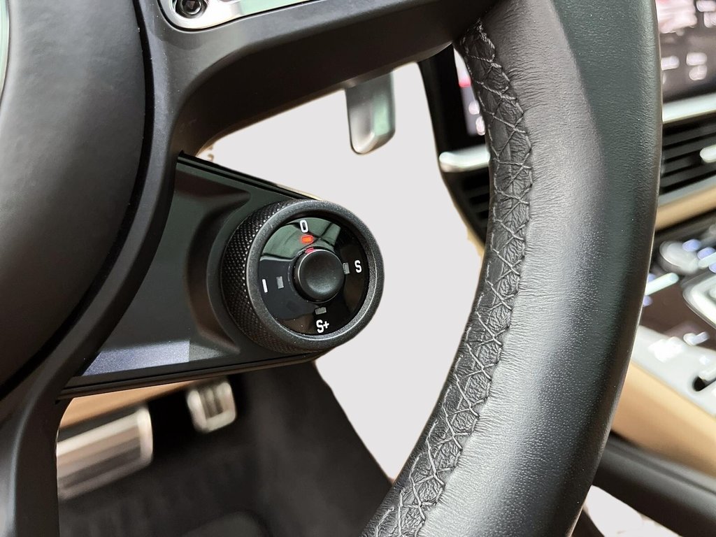 Porsche Cayenne Turbo Coupe  Premium Plus Package 2021 à Laval, Québec - 11 - w1024h768px