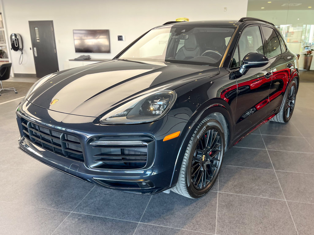 2021  Cayenne GTS Premium Package in Laval, Quebec - 14 - w1024h768px