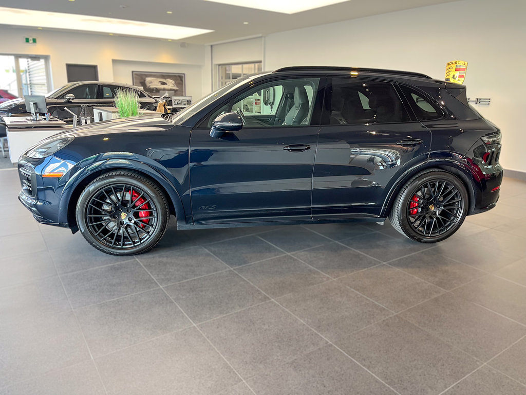 2021  Cayenne GTS Premium Package in Laval, Quebec - 8 - w1024h768px