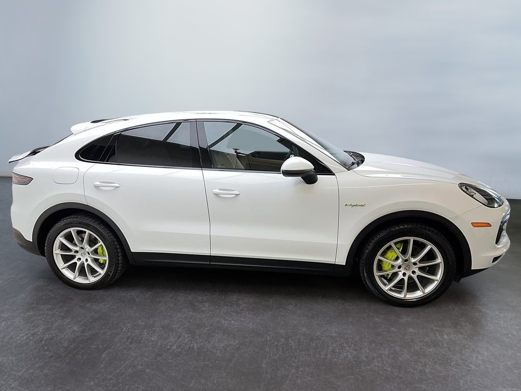 2021  Cayenne E-Hybrid Coupe  Premium Package in Laval, Quebec - 6 - w1024h768px