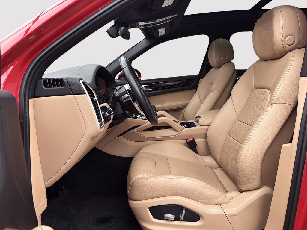2021 Porsche Cayenne AWD  20 Cayenne Sport Wheels in Laval, Quebec - 14 - w1024h768px