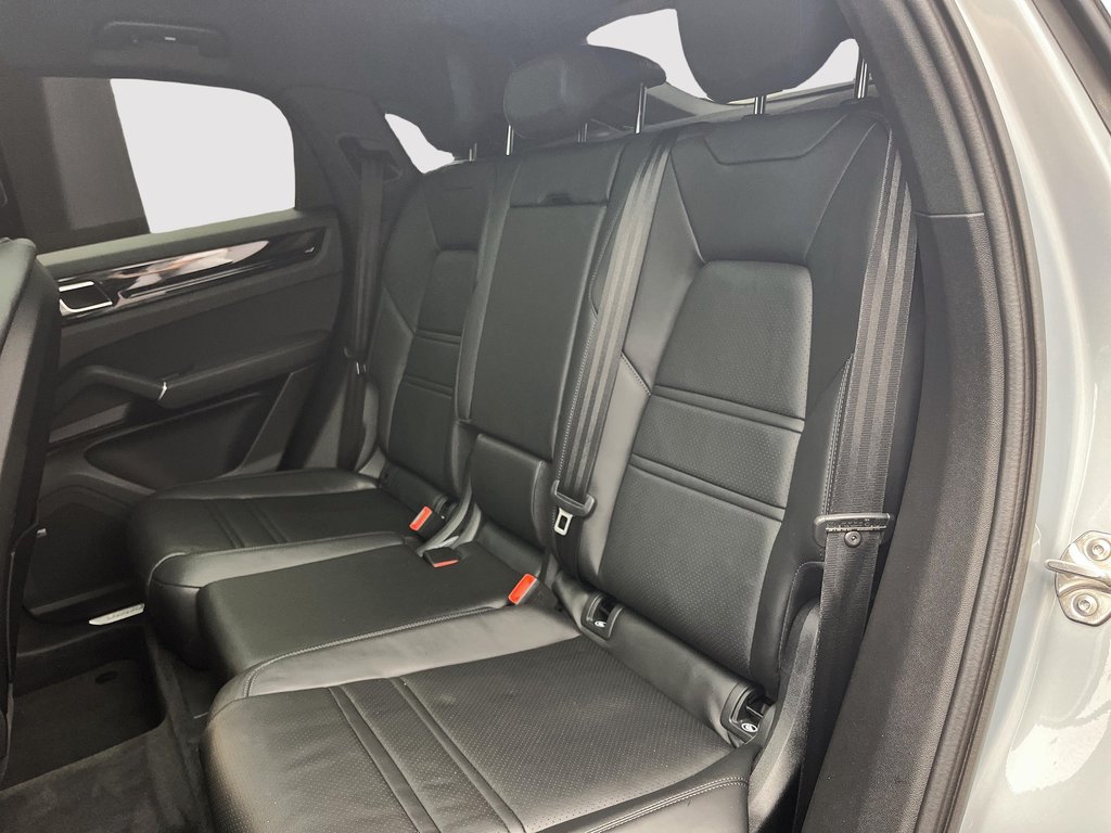Porsche Cayenne Coupe Premium Package 2022 à Laval, Québec - 21 - w1024h768px