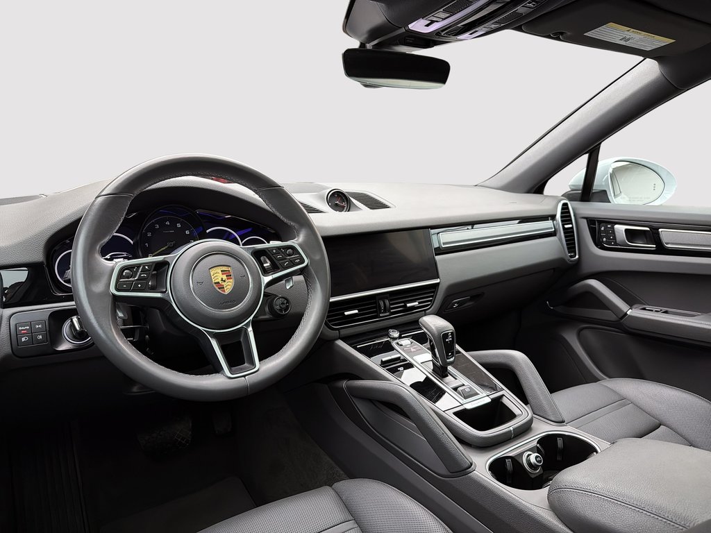 Porsche Cayenne Platinum Edition E-Hybrid Coupe AWD 2022 à Laval, Québec - 15 - w1024h768px