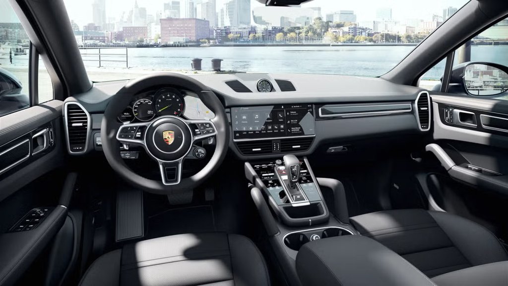 Porsche Cayenne E-Hybrid Coupe AWD 2022 à Laval, Québec - 5 - w1024h768px