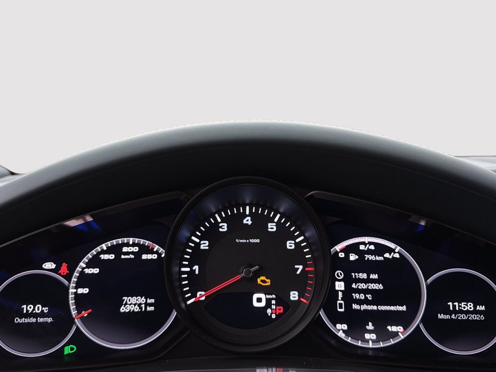 2022 Porsche Cayenne in Laval, Quebec - 19 - w1024h768px