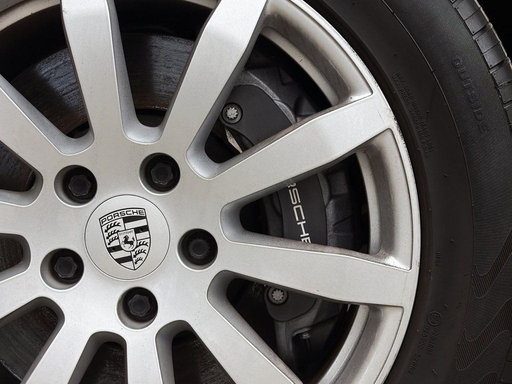 2022 Porsche Cayenne in Laval, Quebec - 12 - w1024h768px