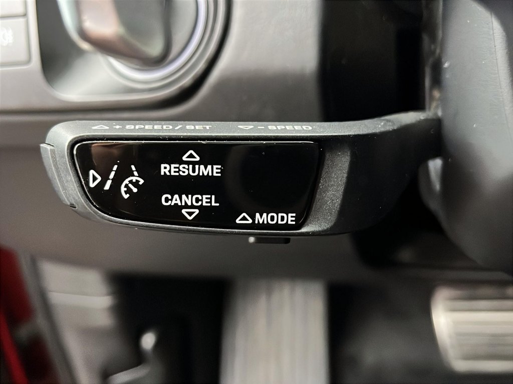 Porsche Cayenne  2022 à Laval, Québec - 17 - w1024h768px