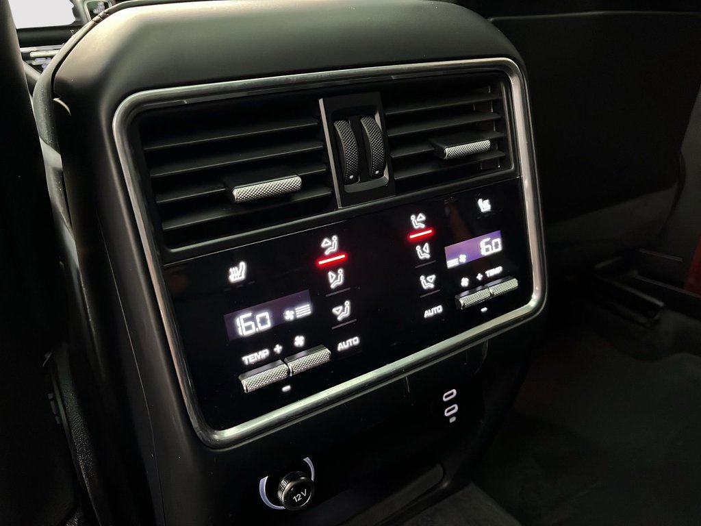 Porsche Cayenne  2022 à Laval, Québec - 27 - w1024h768px