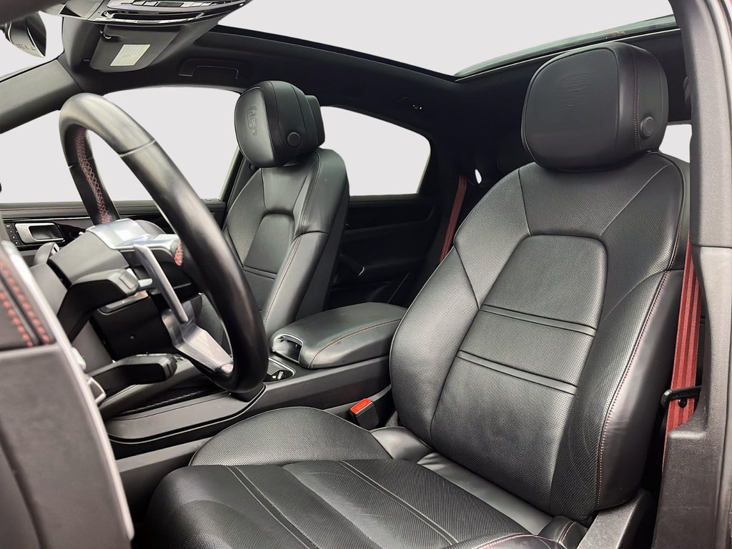 Porsche Cayenne  2022 à Laval, Québec - 13 - w1024h768px