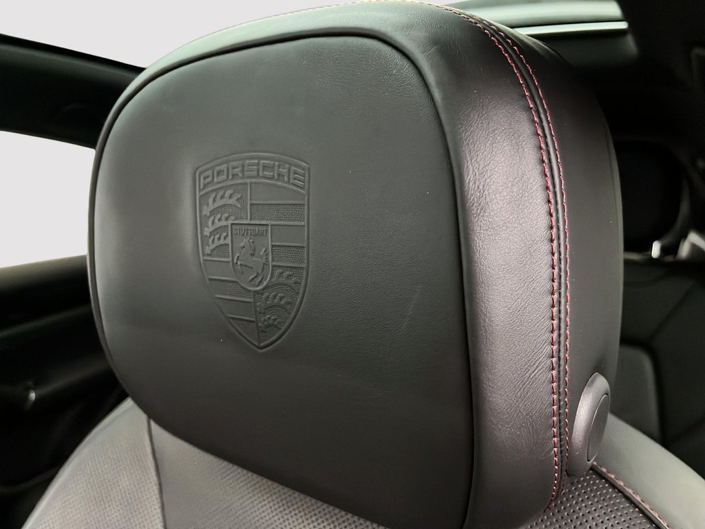 Porsche Cayenne  2022 à Laval, Québec - 24 - w1024h768px