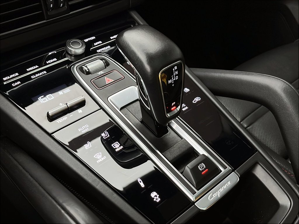 Porsche Cayenne  2022 à Laval, Québec - 21 - w1024h768px