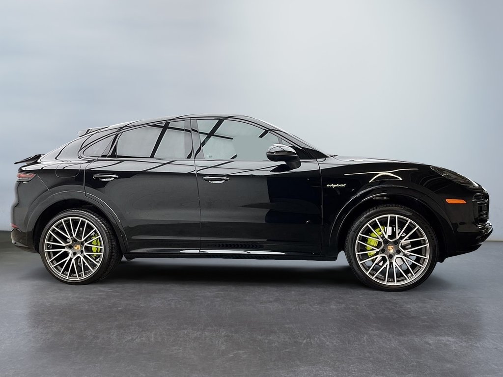 Cayenne E-Hybrid Coupe SportDesign Package 2023 à Laval, Québec - 5 - w1024h768px