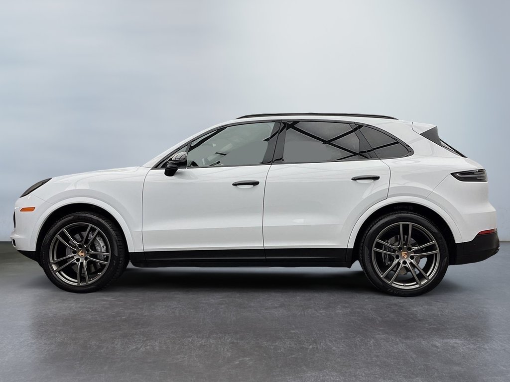 Cayenne Platinum Edition AWD 2023 à Laval, Québec - 2 - w1024h768px