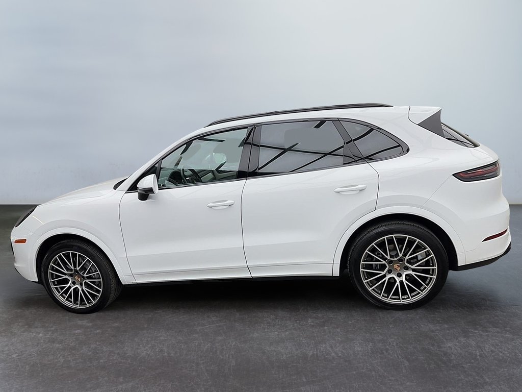 Cayenne Platinum Edition AWD 2023 à Laval, Québec - 2 - w1024h768px