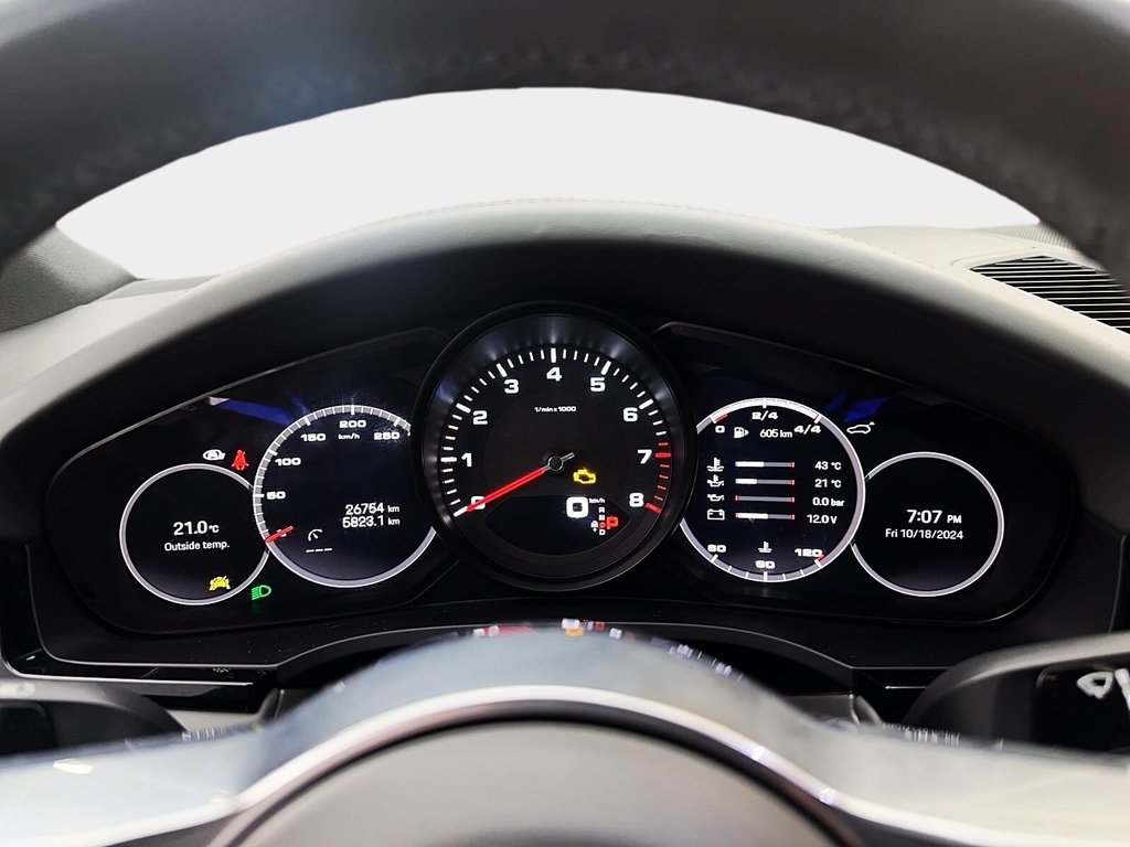 Porsche Cayenne Coupe Adaptive Cruise Control 2023 à Laval, Québec - 20 - w1024h768px