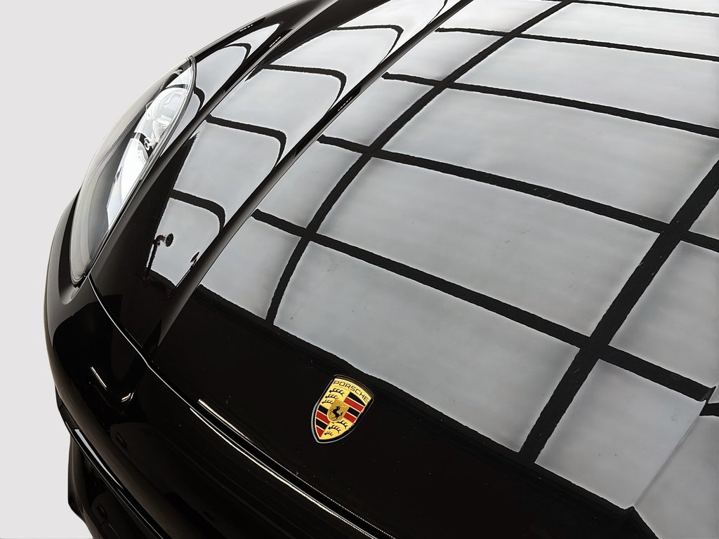 Porsche Cayenne E-Hybrid  Premium Package 2023 à Laval, Québec - 10 - w1024h768px