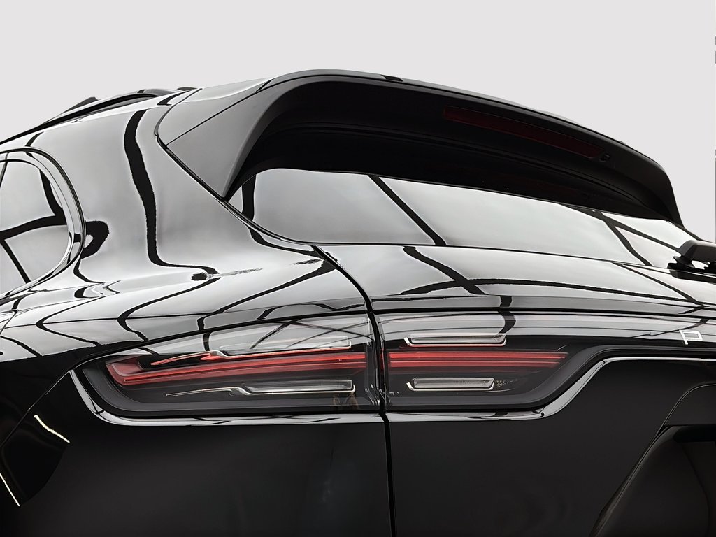 Porsche Cayenne E-Hybrid  Premium Package 2023 à Laval, Québec - 14 - w1024h768px