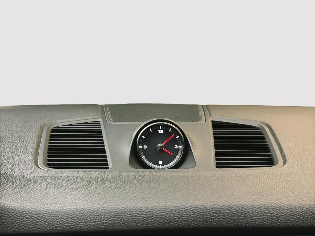 Porsche Cayenne Premium Package, 21 2023 à Laval, Québec - 18 - w1024h768px