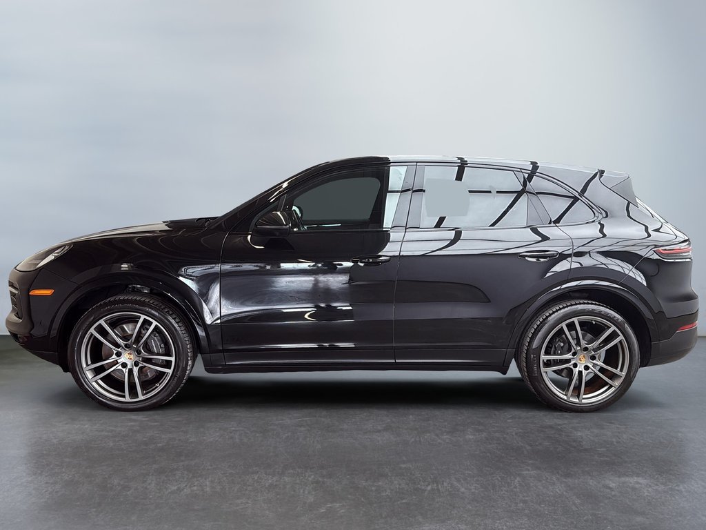 Porsche Cayenne Premium Package, 21 2023 à Laval, Québec - 2 - w1024h768px