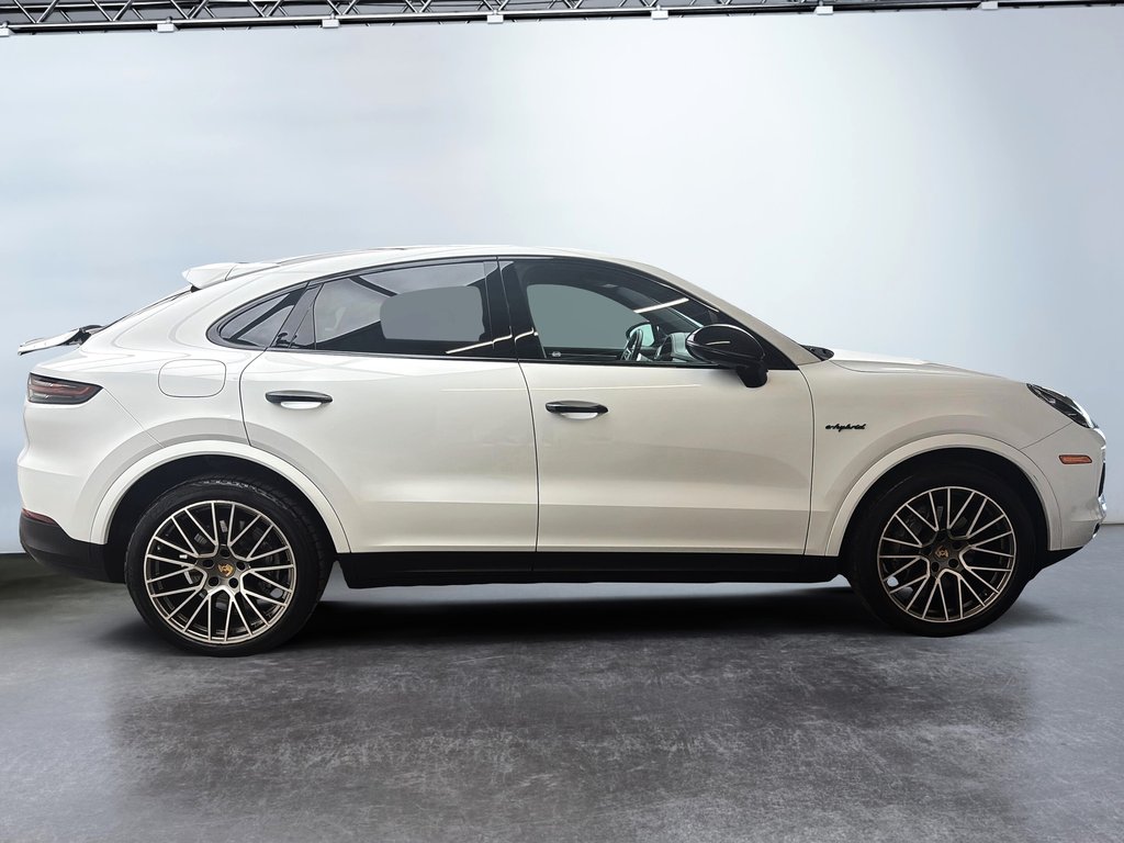 2023 Porsche Cayenne Platinum Edition E-Hybrid Coupe AWD in Laval, Quebec - 5 - w1024h768px