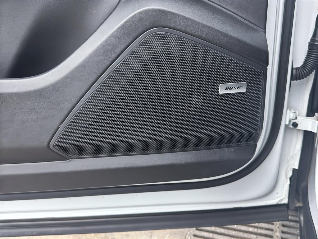 2023 Porsche Cayenne Platinum Edition E-Hybrid Coupe AWD in Laval, Quebec - 31 - w1024h768px