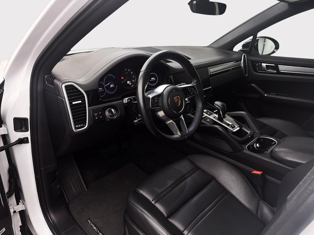 2023 Porsche Cayenne Platinum Edition E-Hybrid Coupe AWD in Laval, Quebec - 13 - w1024h768px