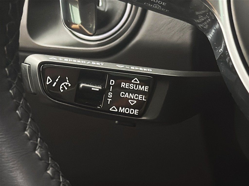 2023 Porsche Cayenne Platinum Edition E-Hybrid Coupe AWD in Laval, Quebec - 18 - w1024h768px