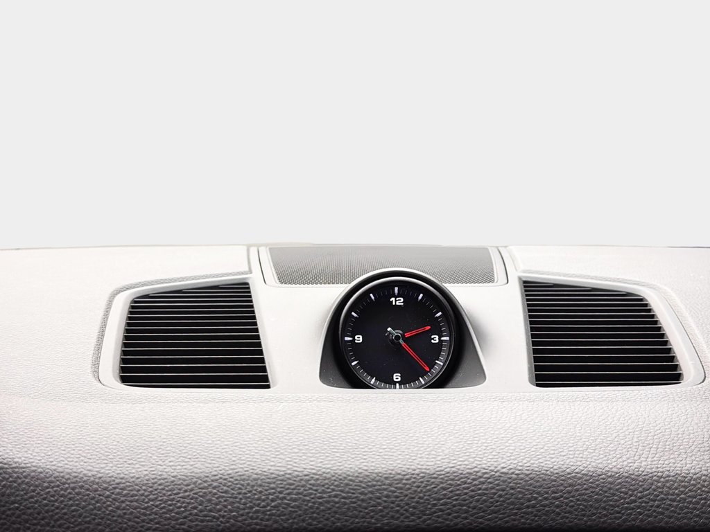 Porsche Cayenne Premium Package 2023 à Laval, Québec - 19 - w1024h768px