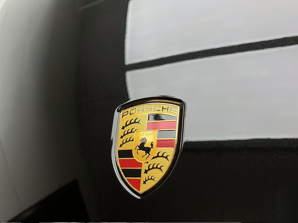 Porsche Cayenne  2023 à Laval, Québec - 6 - w1024h768px
