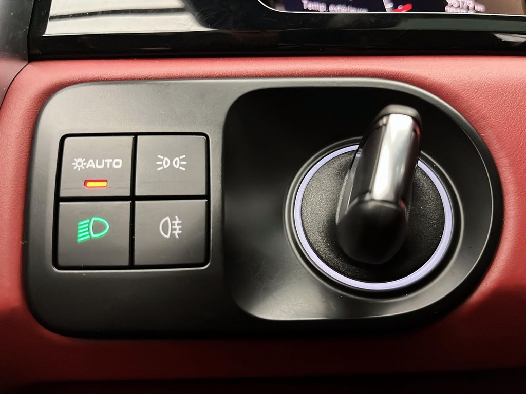 Porsche Cayenne  2023 à Laval, Québec - 16 - w1024h768px