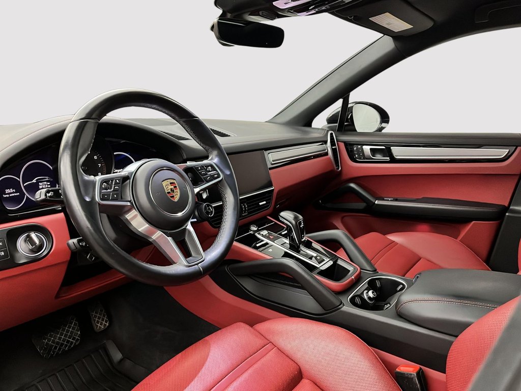 Porsche Cayenne  2023 à Laval, Québec - 12 - w1024h768px