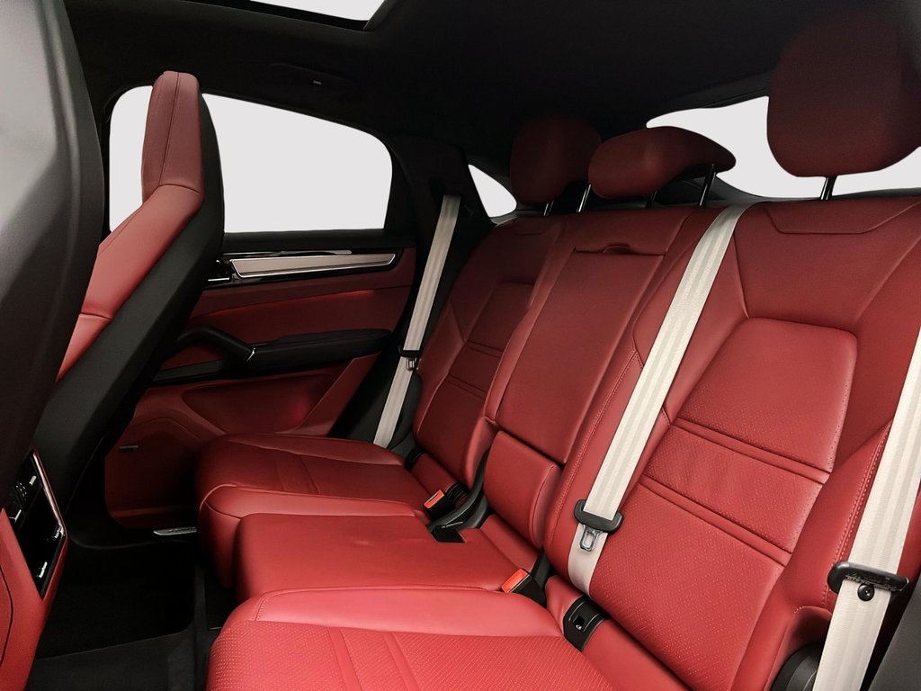 Porsche Cayenne  2023 à Laval, Québec - 25 - w1024h768px