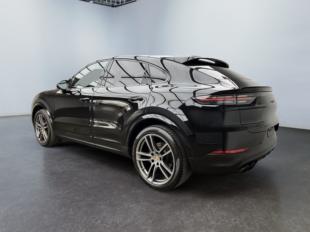 Porsche Cayenne  2023 à Laval, Québec - 3 - w1024h768px