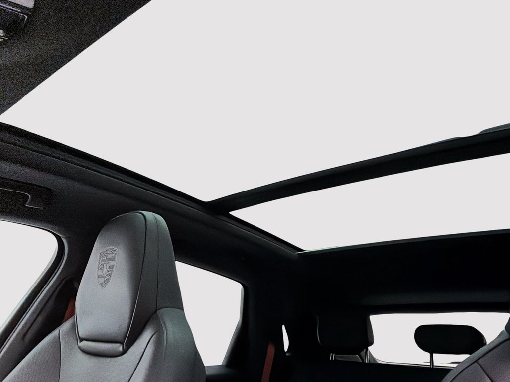 Porsche Cayenne  2023 à Laval, Québec - 23 - w1024h768px