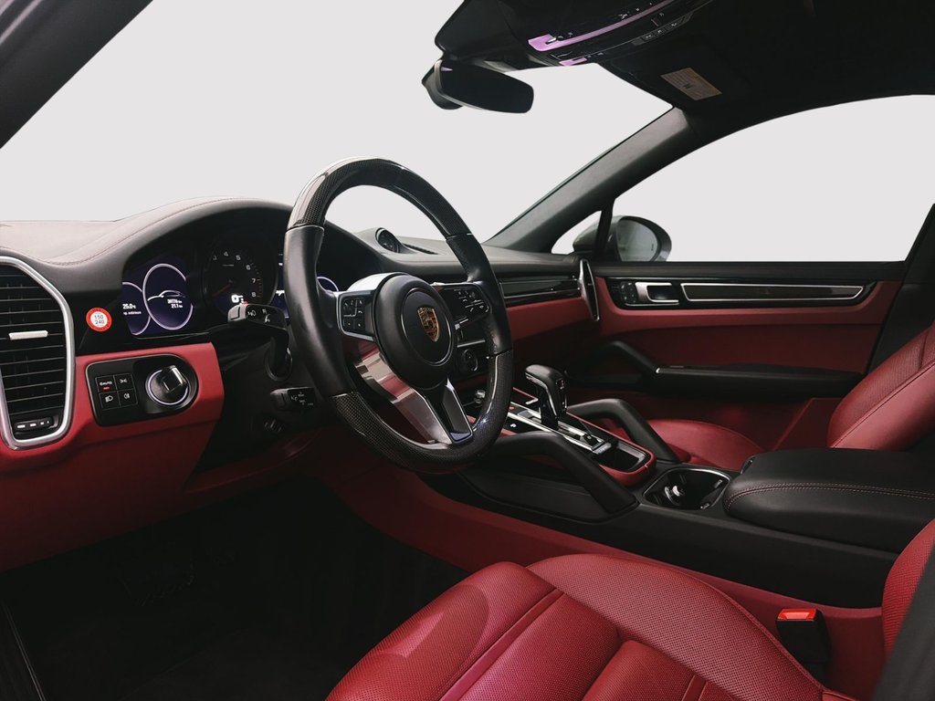 2023 Porsche Cayenne in Laval, Quebec - 12 - w1024h768px