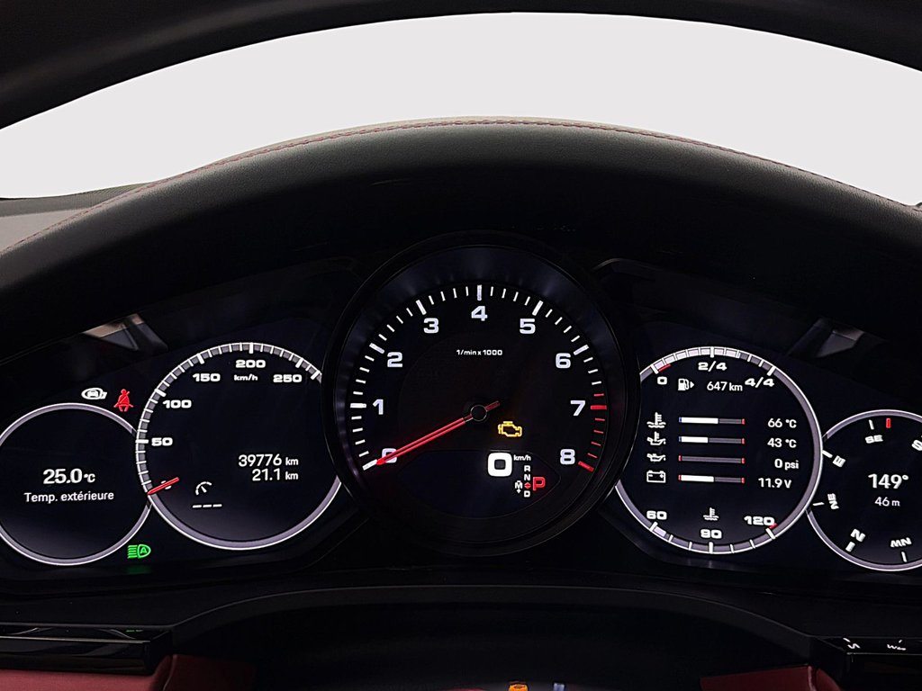 2023 Porsche Cayenne in Laval, Quebec - 18 - w1024h768px