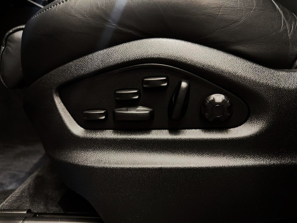 Porsche Cayenne Premium Package Plus 2024 à Laval, Québec - 27 - w1024h768px