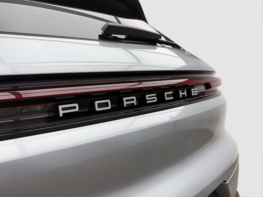 Porsche Cayenne S Sport Exhaust System 2024 à Laval, Québec - 11 - w1024h768px