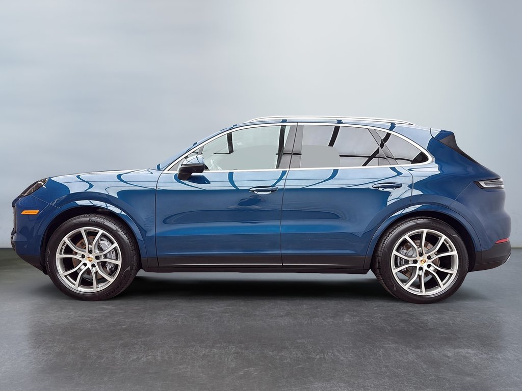 2024 Porsche Cayenne Premium Package Plus in Laval, Quebec - 2 - w1024h768px