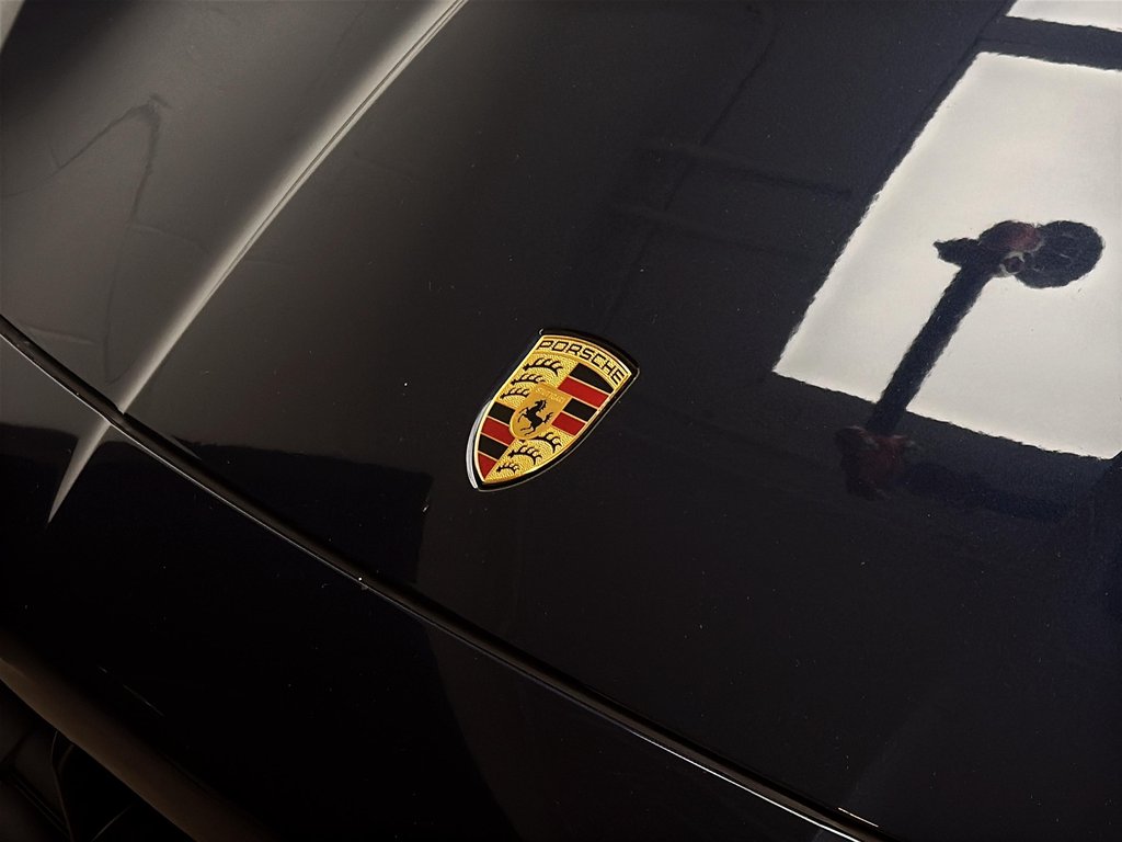 Porsche Cayenne Premium Package Plus 2024 à Laval, Québec - 7 - w1024h768px