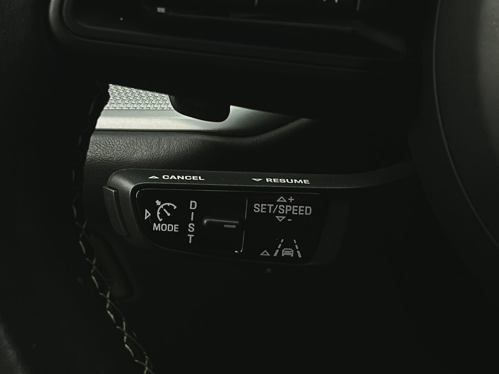 Porsche Cayenne Premium Package Plus 2024 à Laval, Québec - 19 - w1024h768px