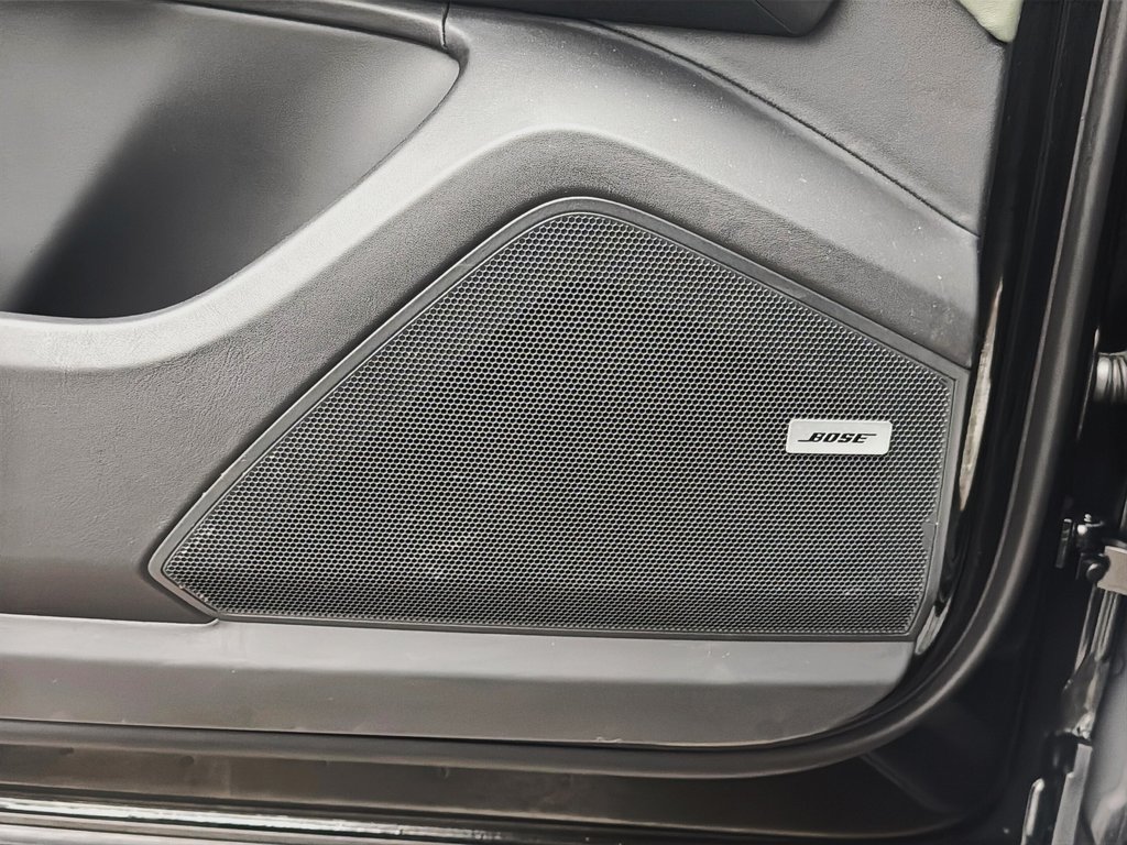 2024 Porsche Cayenne AWD in Laval, Quebec - 32 - w1024h768px