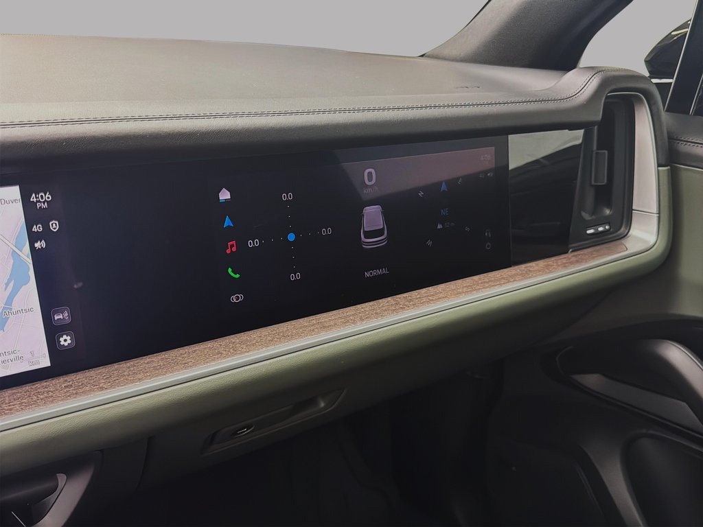 2024 Porsche Cayenne AWD in Laval, Quebec - 23 - w1024h768px