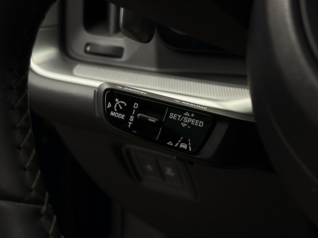 Porsche Cayenne AWD 2024 à Laval, Québec - 20 - w1024h768px