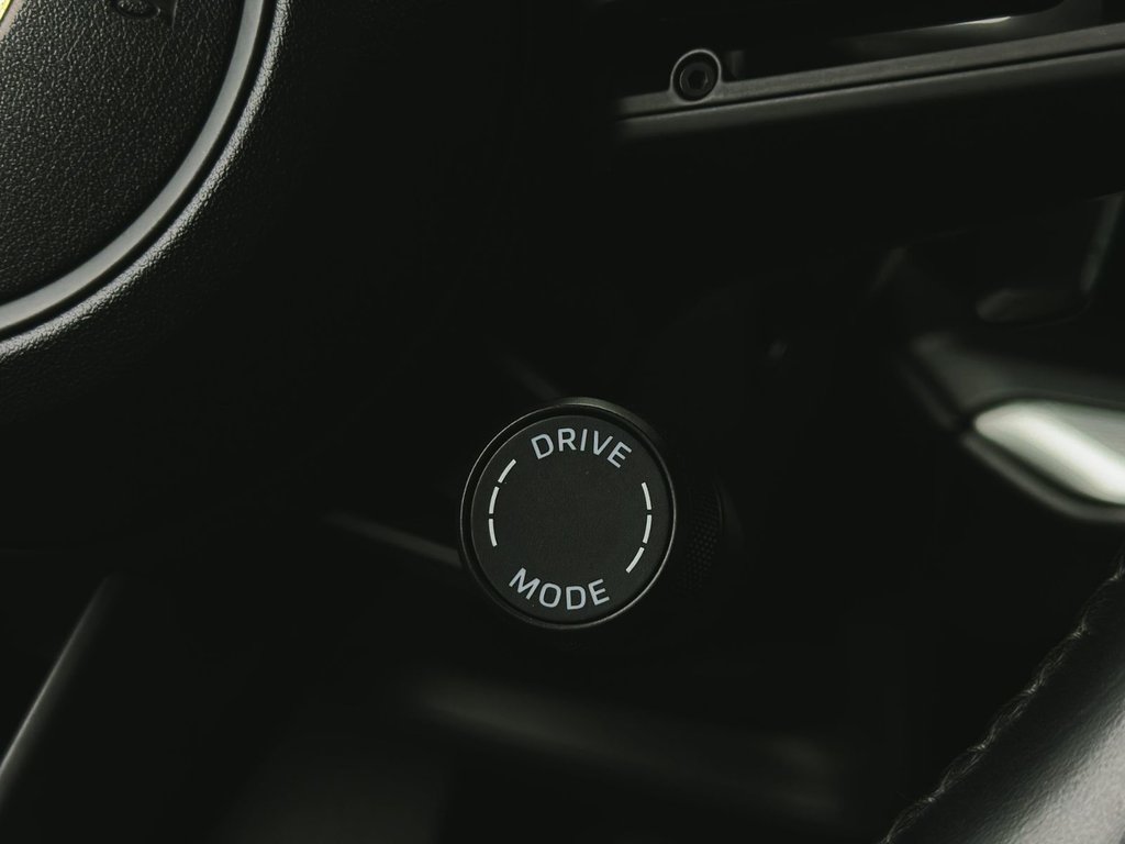 Porsche Cayenne AWD 2024 à Laval, Québec - 17 - w1024h768px