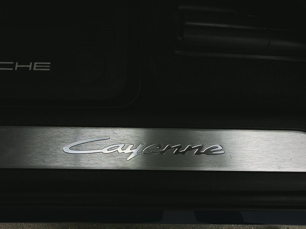 Porsche Cayenne AWD 2024 à Laval, Québec - 32 - w1024h768px