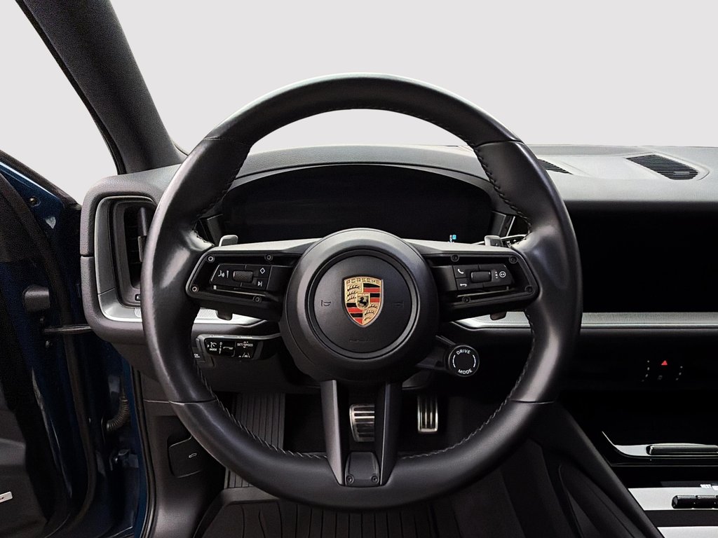 2024 Porsche Cayenne S AWD in Laval, Quebec - 15 - w1024h768px