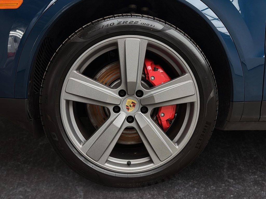 2024 Porsche Cayenne S AWD in Laval, Quebec - 10 - w1024h768px